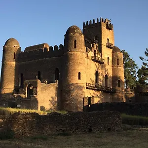Du Chateau 3* Gonder